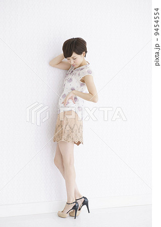 若い女性 若い女性 9454554