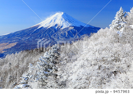 冬の霊峰 富士山 冬の霊峰 富士山 9457963
