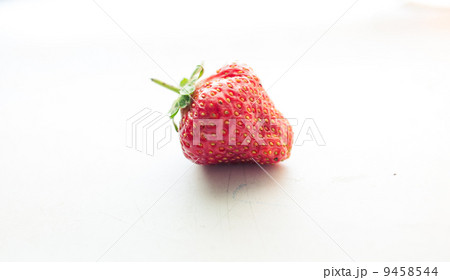 strawberry on white 9458544