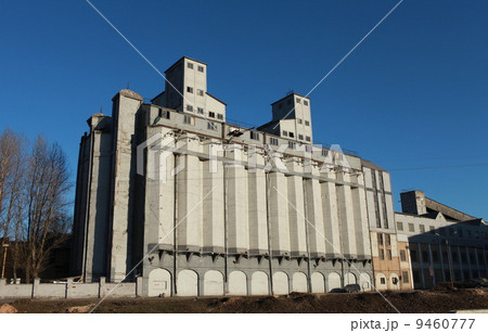 bread silo 9460777