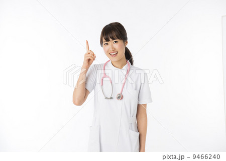 白衣の女性 白衣の女性 9466240