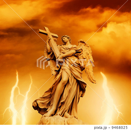 Statue of Angel on the Sant'Angelo Bridge (Italy, Rome) Statue of Angel on the Sant'Angelo Bridge (Italy, Rome) 9468025