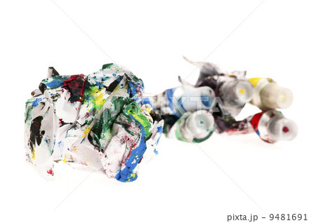 Crumpled paper isolated over white 9481691