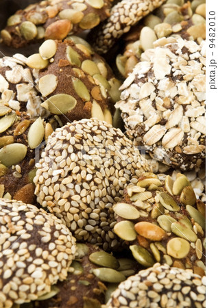 Delicious homemeade chocolate cookies 9482010