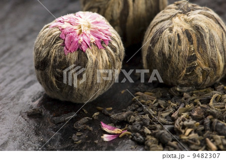 Green chinese tea balls Green chinese tea balls 9482307
