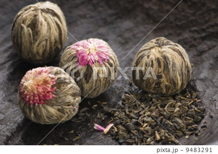 Green chinese tea balls Green chinese tea balls 9483291