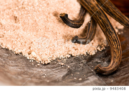 Vanilla With Bottle Of Essential Oil And Powder- Beauty Treatmen 9483408
