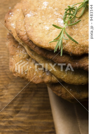 Homemade rustical crackers with rosemary Homemade rustical crackers with rosemary 9483544