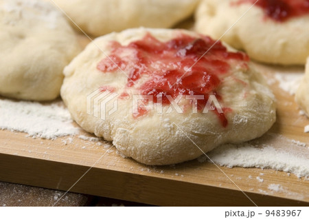 Sweet doughnuts with rose marmelade 9483967