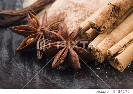 aromatic spices with brown sugar 9484176