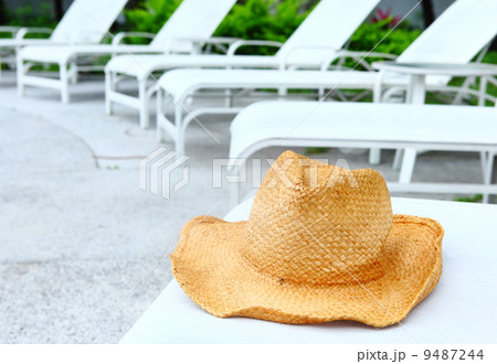 Swimming pool in resort 9487244