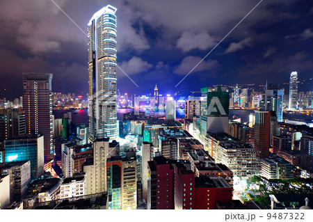 Hong Kong downtown at night 9487322