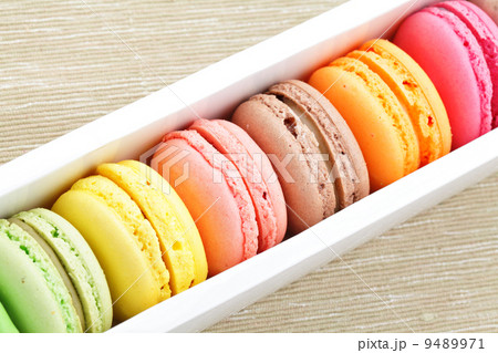 macaron in paper box macaron in paper box 9489971