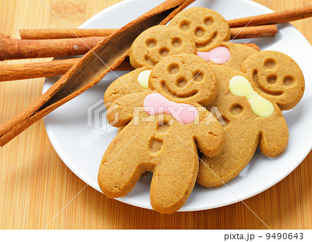 gingerbread men gingerbread men 9490643