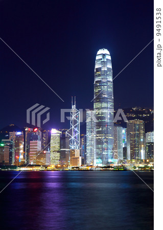 Hong Kong city at night 9491538