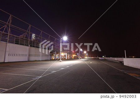 car parking lot at night 9492003