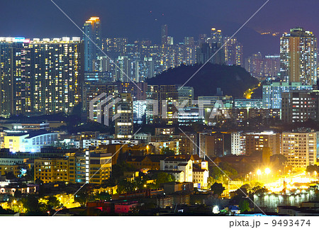 Crowded downtown building in Hong Kong 9493474
