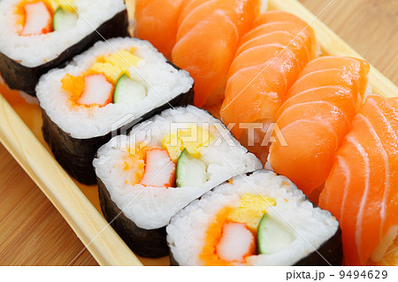 Japanese sushi Japanese sushi 9494629