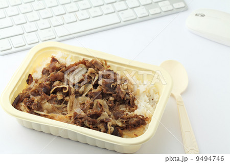Fast food lunch on working desk Fast food lunch on working desk 9494746