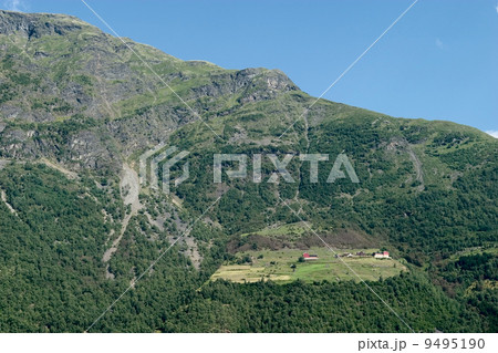 Mountain Farm 9495190