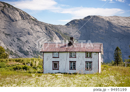 Old House Norway 9495199