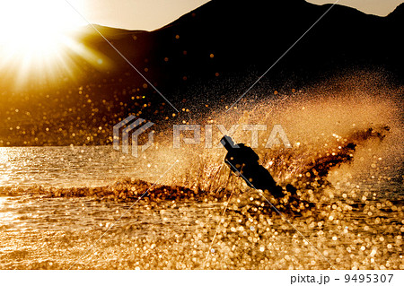 Sunset Waterski 9495307