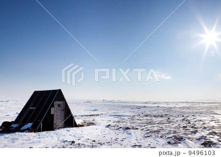Winter Shelter Winter Shelter 9496103