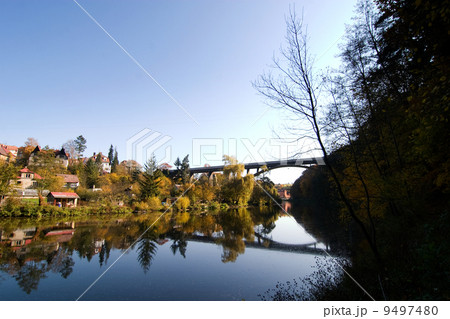 Fall Reflection 9497480