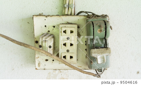 Electric switch Electric switch 9504616
