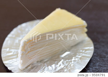 Cream cake 9504791