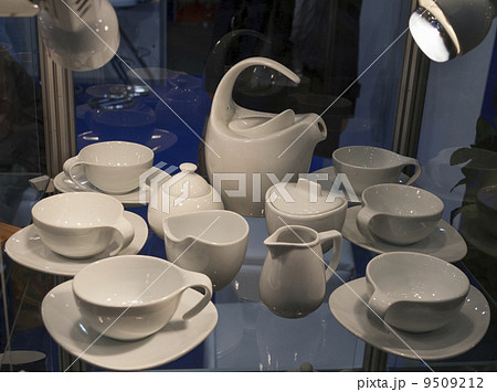 Porcelain tea set 9509212