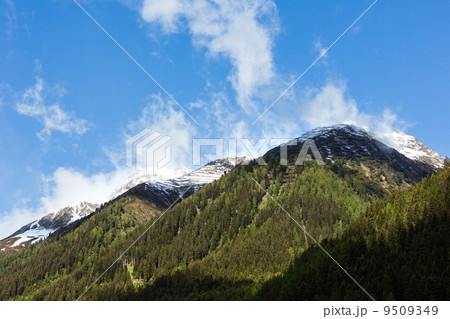 Silvretta Alps summer view, Austria Silvretta Alps summer view, Austria 9509349