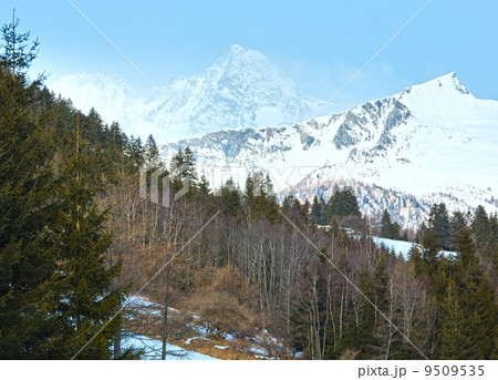 Winter mountain country landscape (Austria). Winter mountain country landscape (Austria). 9509535