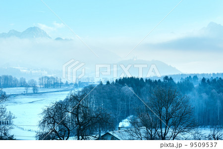 Winter morning mountain village (Austria). Winter morning mountain village (Austria). 9509537