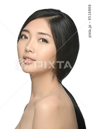 Beauty shot young woman studio isolated white background 9516866