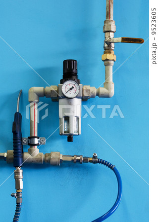 The compressor 9523605