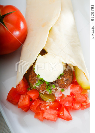 falafel wrap falafel wrap 9529793