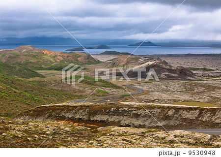 Lake in Pingvellir national park, Iceland 9530948