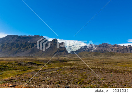 South Icelandic mountain landscape 9531533