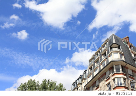 パリ　オペラ通り 9535218