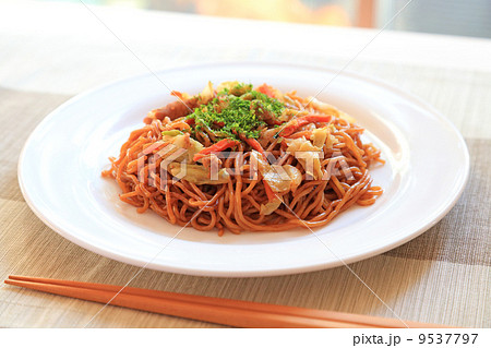 おいしいソース焼きそば 9537797