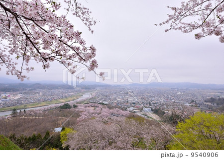 船岡城址公園から船岡方面３ 9540906