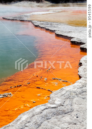 Champagne pool Champagne pool 9545599