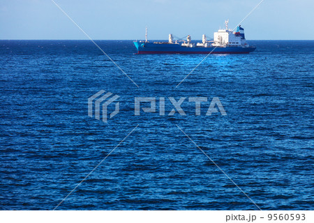 cargo ship in ocean 9560593