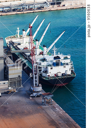 floating crane 9560638