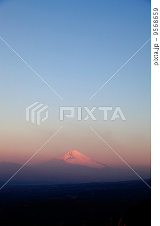 初富士　1月1日　元旦　富士山　世界遺産　霊峰 9568659