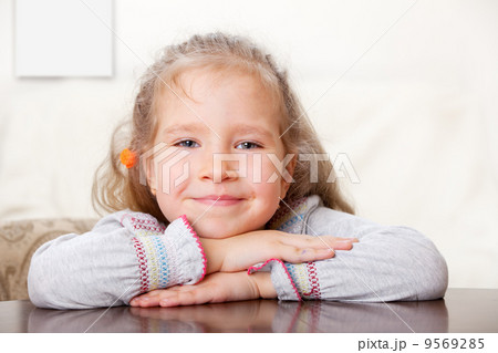 Portrait happy girl Portrait happy girl 9569285