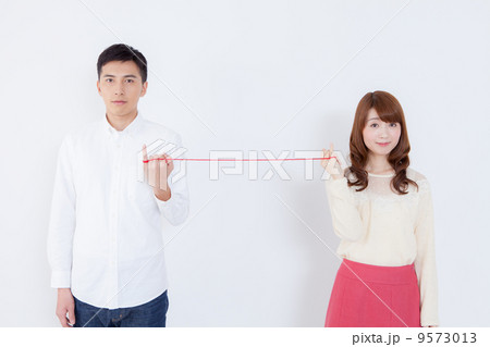 赤い糸で繋がる二人 9573013