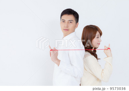 赤い糸で繋がる二人 9573036