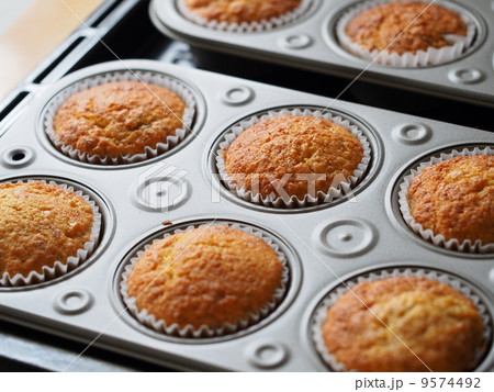 手作りマフィン 9574492